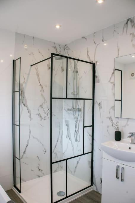Апартаменты Stylish Retreat In Leigh-On-Sea Саутенд-он-Си Экстерьер фото