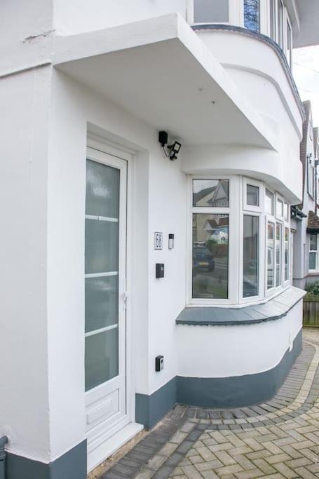 Апартаменты Stylish Retreat In Leigh-On-Sea Саутенд-он-Си Экстерьер фото