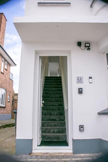 Апартаменты Stylish Retreat In Leigh-On-Sea Саутенд-он-Си Экстерьер фото